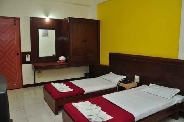 Hotel Manorath Nashik Exterior photo